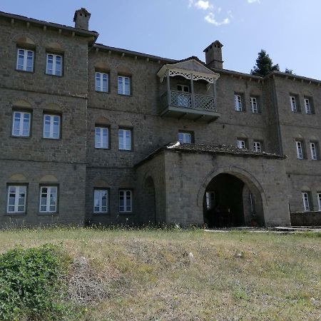 Hotel Petrotechno Цепелово Екстериор снимка